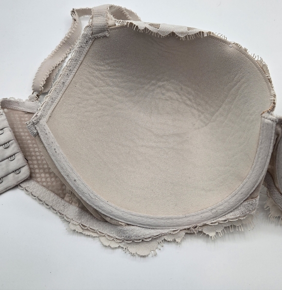 Victoria's Secret | Cream Lace Dream Angels Lined Demi Bra Size 36DDD - Picture 5 of 7